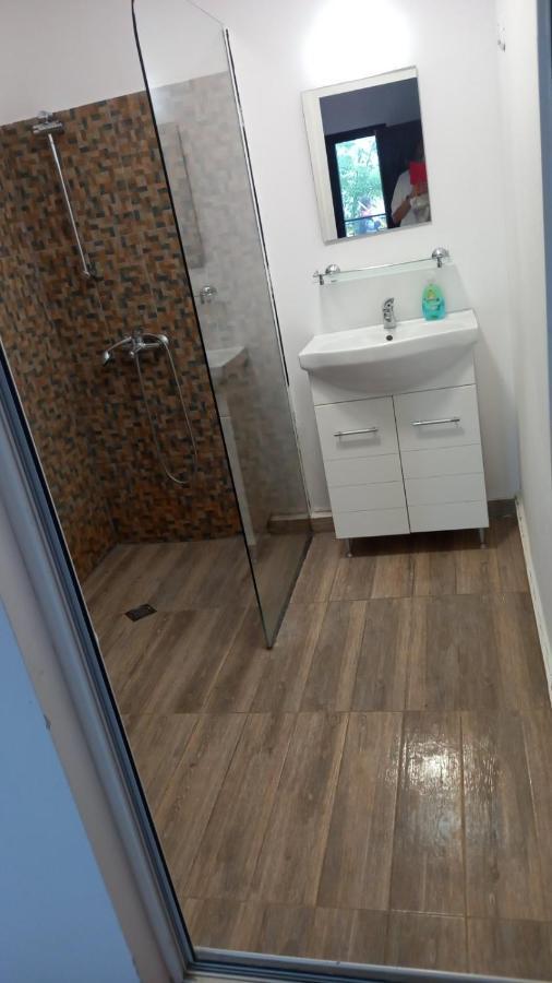 Maria Tereza Bungalows Baltsjik Buitenkant foto