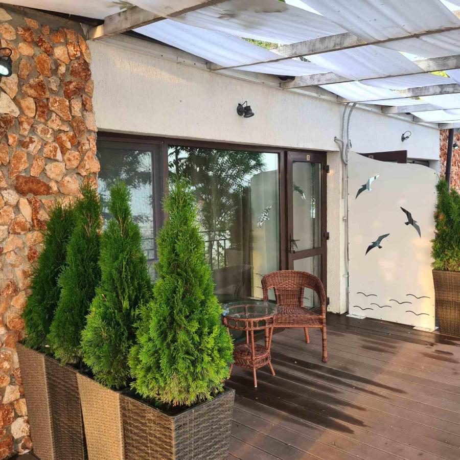 Maria Tereza Bungalows Baltsjik Buitenkant foto